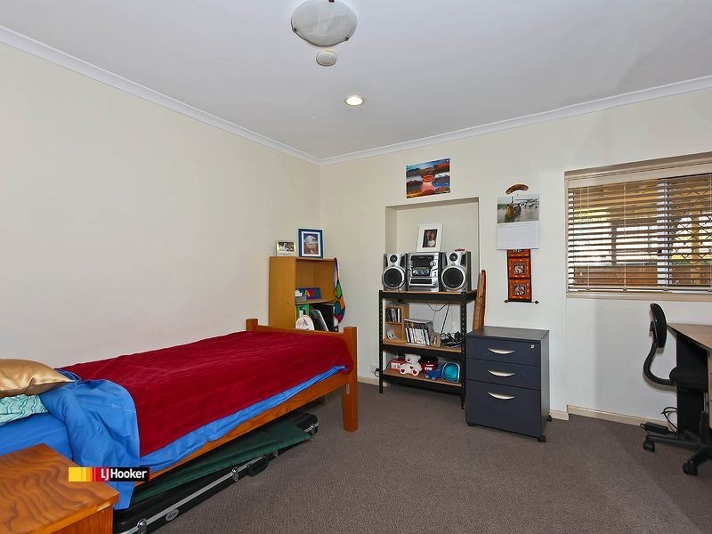 18 Victor Street, Birkdale QLD 4159