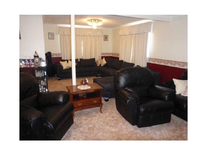 15 Paul Street, Birkdale QLD 4159