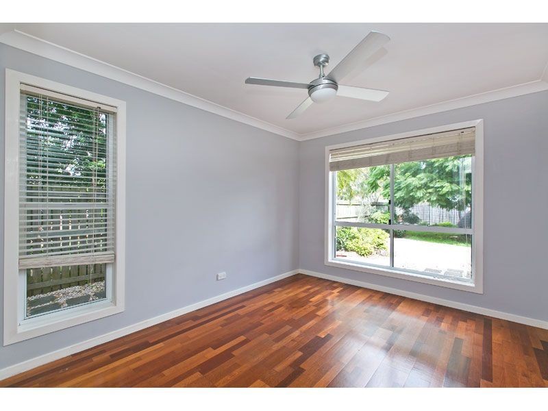16 Mooroondu Road, Thorneside QLD 4158