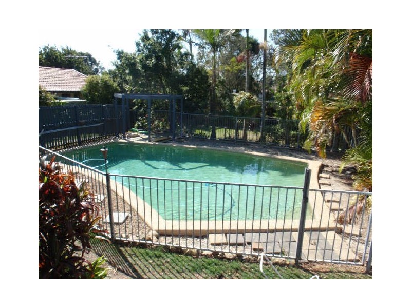 49 Barron Road, Birkdale QLD 4159