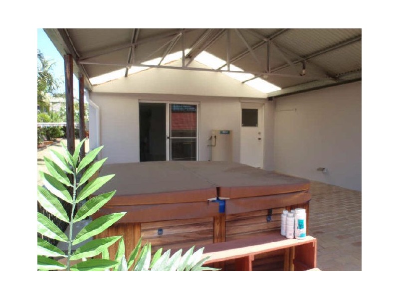 16 Walnut Court, Birkdale QLD 4159