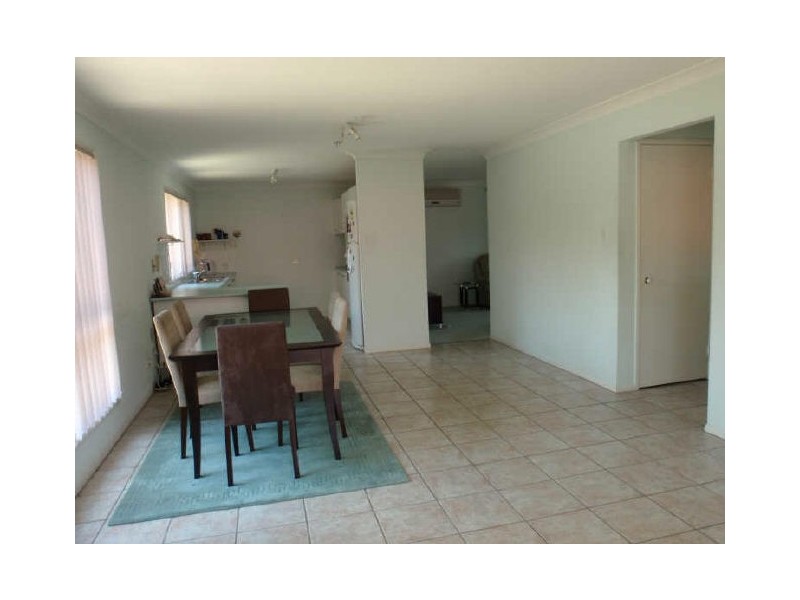 16 Walnut Court, Birkdale QLD 4159