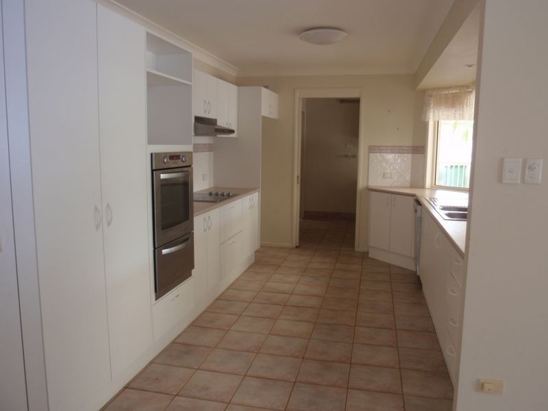 62 Clive Road, Birkdale QLD 4159