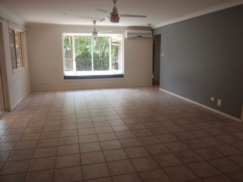 62 Clive Road, Birkdale QLD 4159
