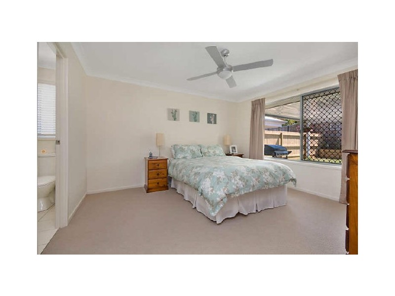 64 Starkey Street, Wellington Point QLD 4160