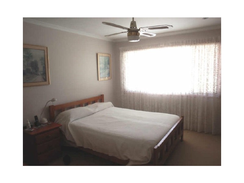 44 Bayford Street, Birkdale QLD 4159