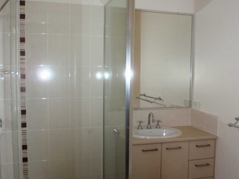 121 Thorneside Road, Thorneside QLD 4158
