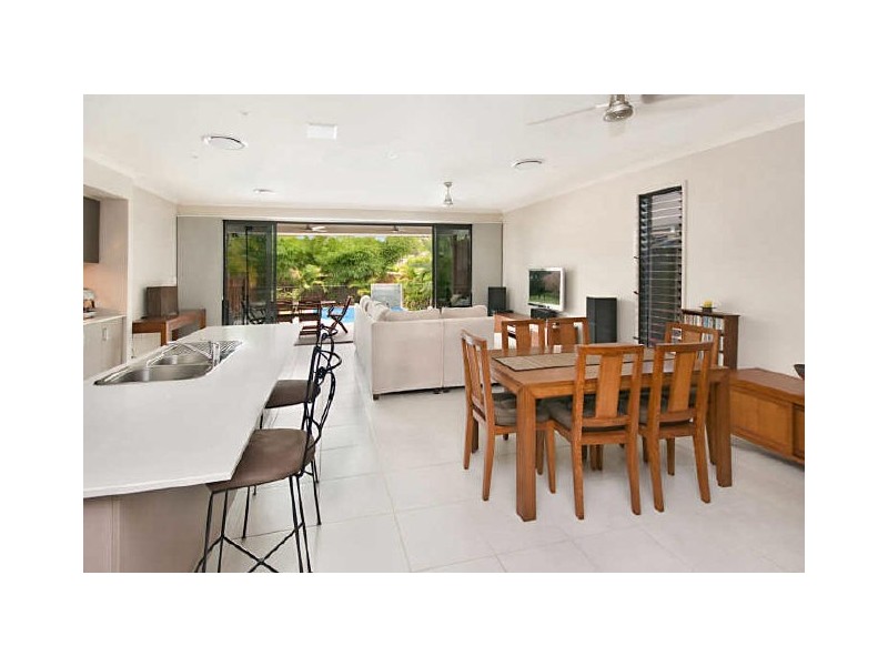 58 Mooroondu Road, Thorneside QLD 4158