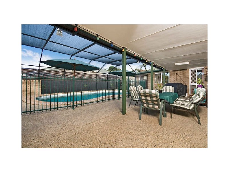 5 Carisbrooke Court, Birkdale QLD 4159