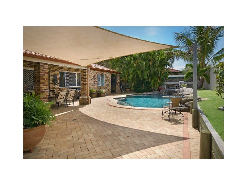 12 John Samuel Place, Ormiston QLD 4160