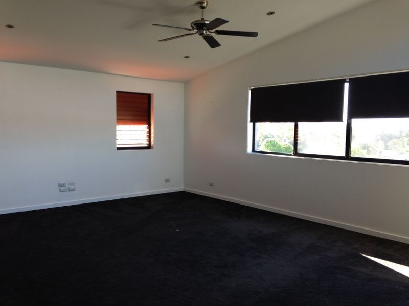 30 Lynch Crescent, Birkdale QLD 4159