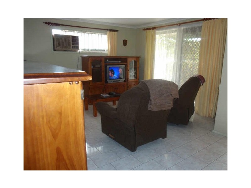 16 Wren Street, Birkdale QLD 4159