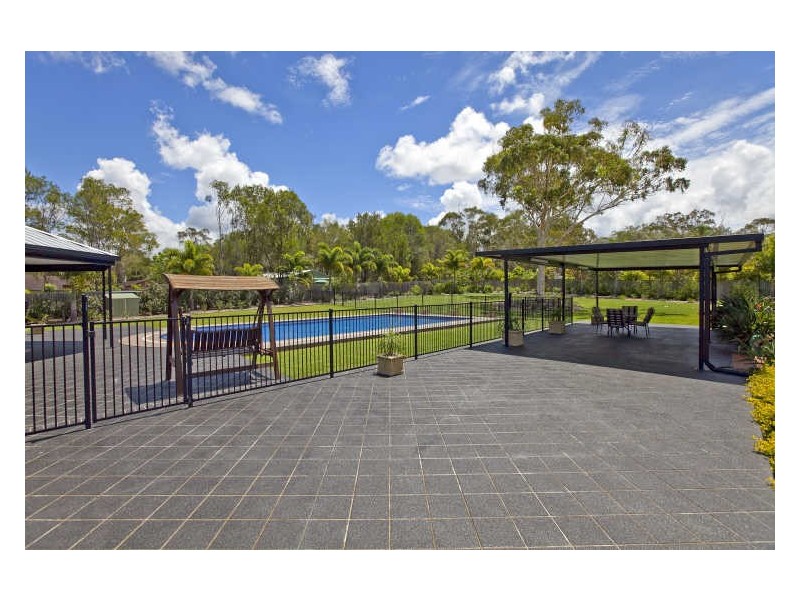 6 Casuarina Court, Capalaba QLD 4157