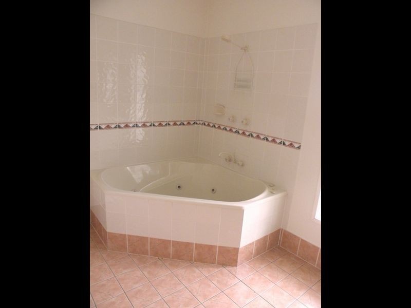 5 Eastcote Lane, Wellington Point QLD 4160