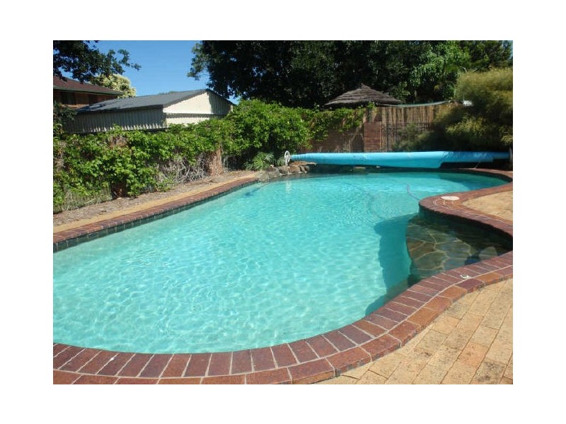6 Mala Crescent, Birkdale QLD 4159