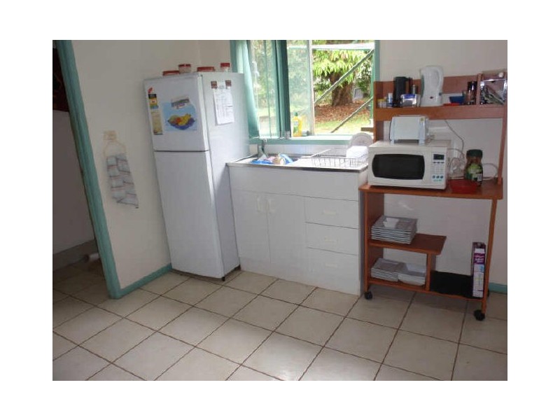 9 Creek Road, Birkdale QLD 4159