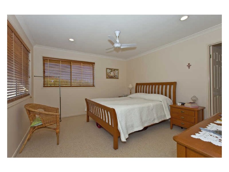 13 John Samuel Place, Ormiston QLD 4160