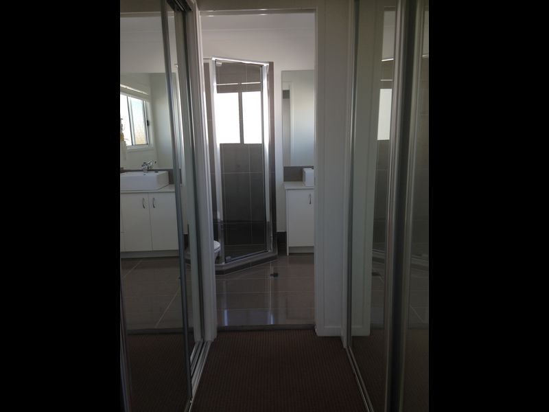 18/56 Charles Canty Drive, Wellington Point QLD 4160