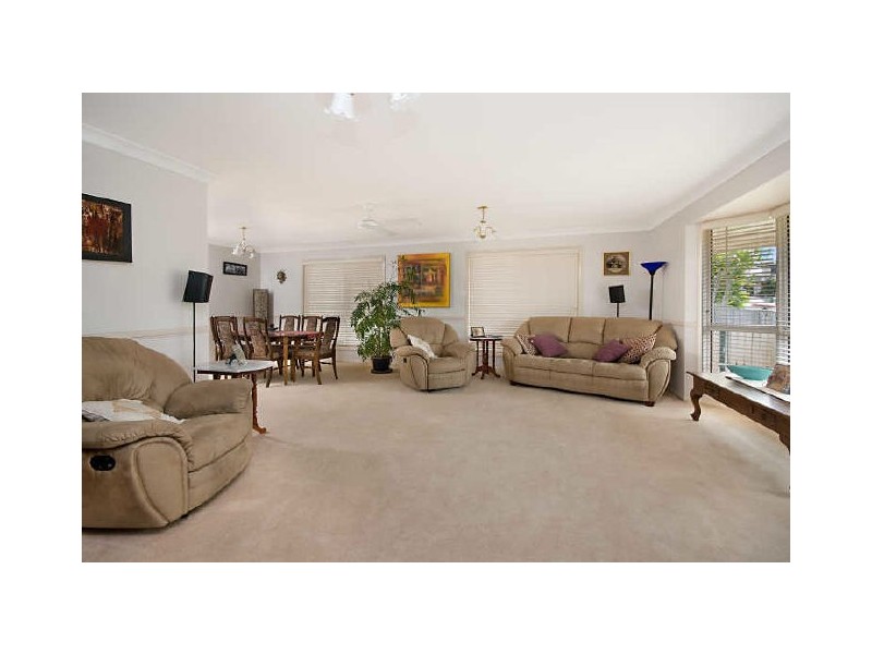 6 Serena Court, Birkdale QLD 4159