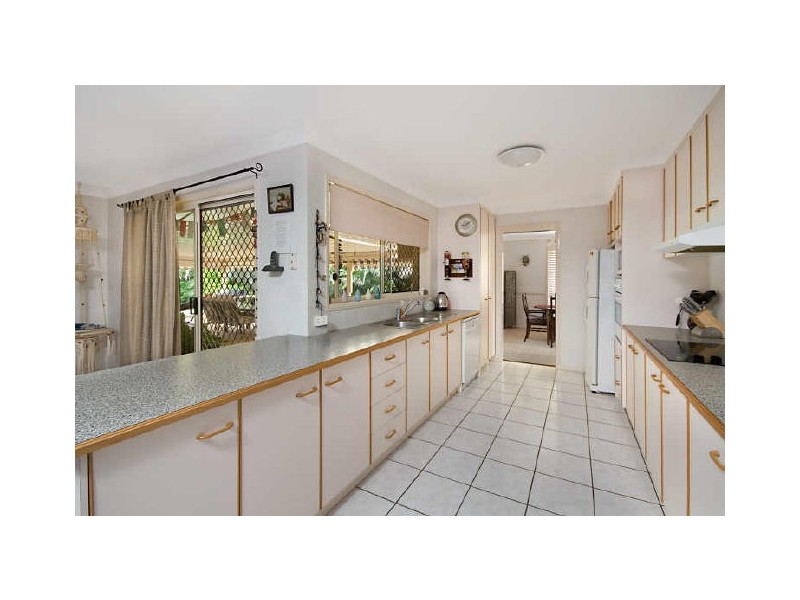 6 Serena Court, Birkdale QLD 4159