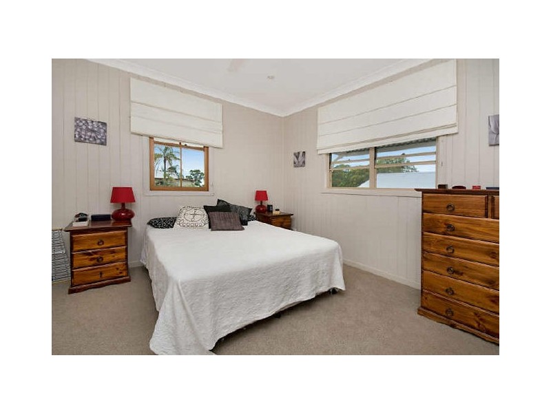 31 Ian Street, Lota QLD 4179