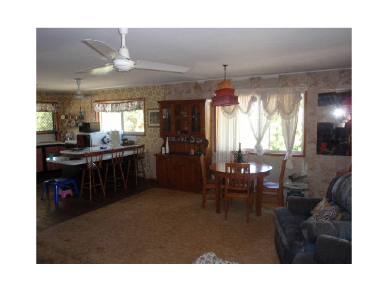 271 Railway Parade, Birkdale QLD 4159