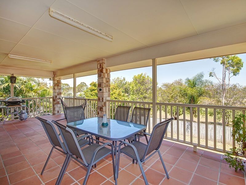 8 Serena Court, Birkdale QLD 4159
