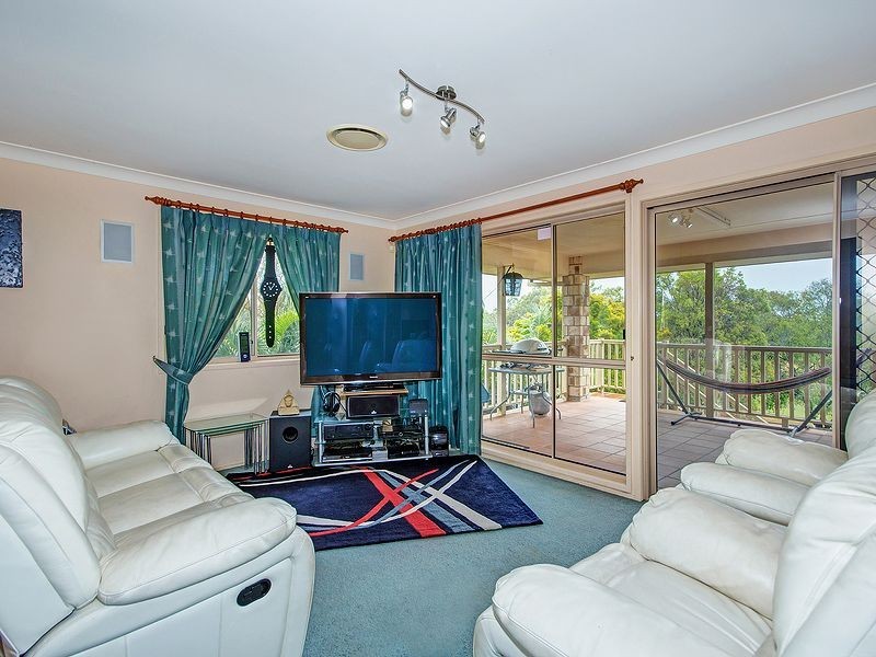 8 Serena Court, Birkdale QLD 4159