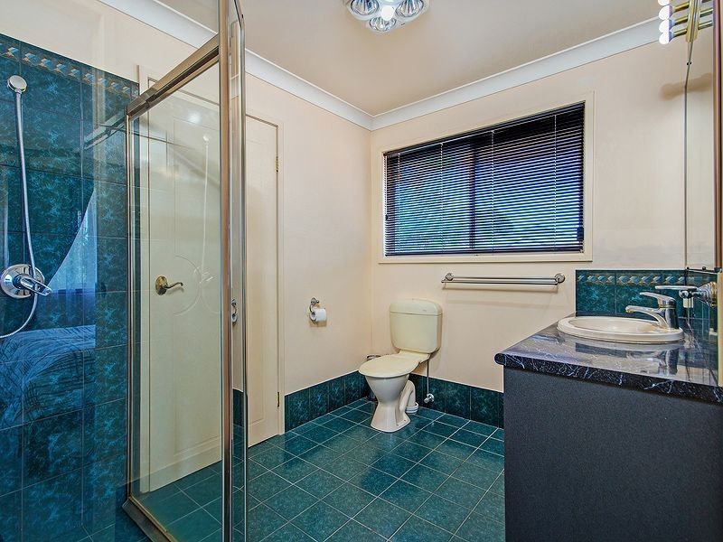 8 Serena Court, Birkdale QLD 4159