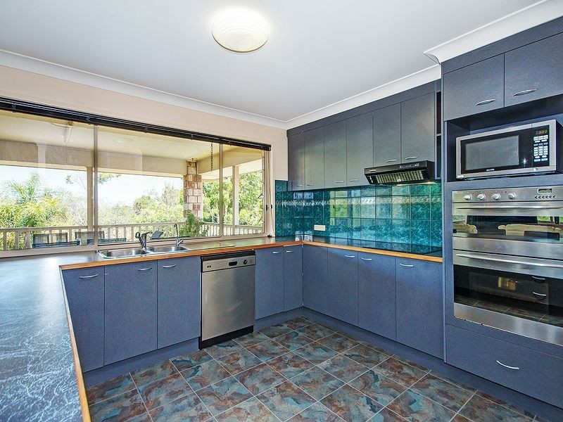 8 Serena Court, Birkdale QLD 4159