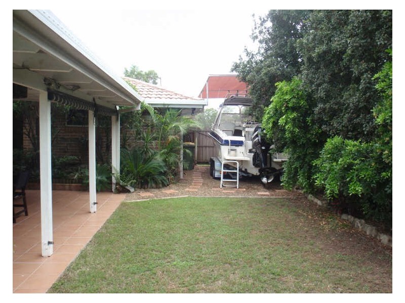 40 Byng Rd, Birkdale QLD 4159