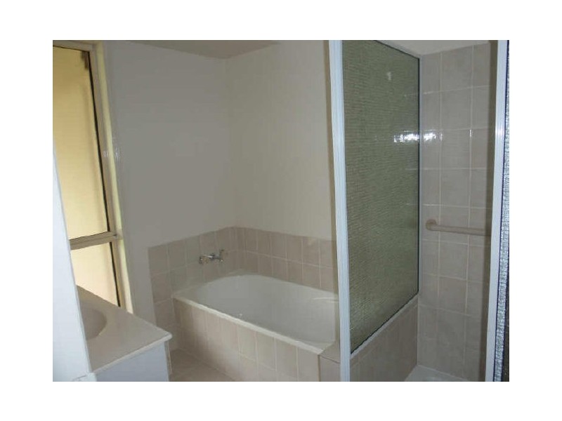 10a Collingwood Road, Birkdale QLD 4159