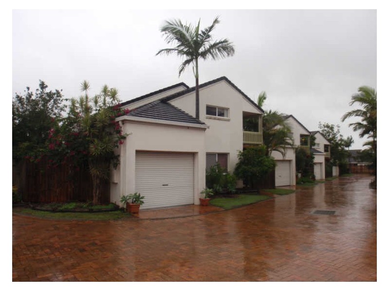 18/14 Kensington Place, Birkdale QLD 4159