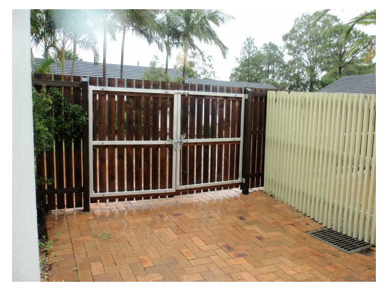 18/14 Kensington Place, Birkdale QLD 4159