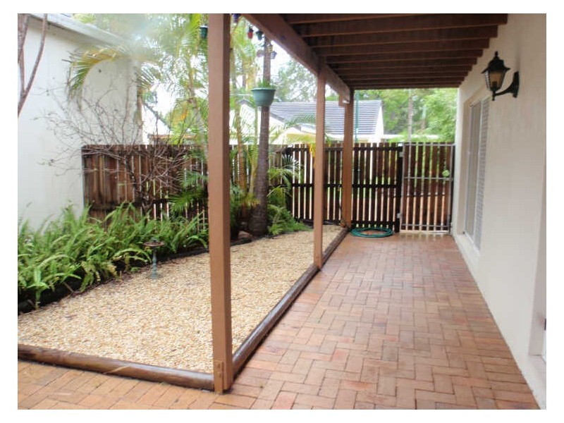 18/14 Kensington Place, Birkdale QLD 4159