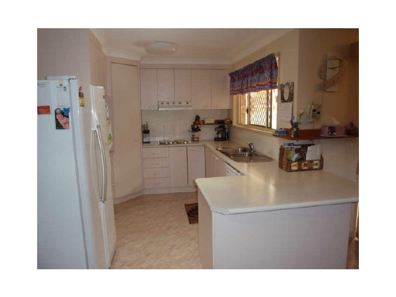 95 Barron Road, Birkdale QLD 4159