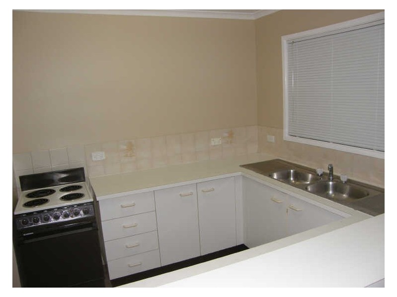 1/13 Holland Crescent, Capalaba QLD 4157