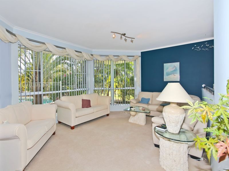 62 Whitehall Avenue, Birkdale QLD 4159