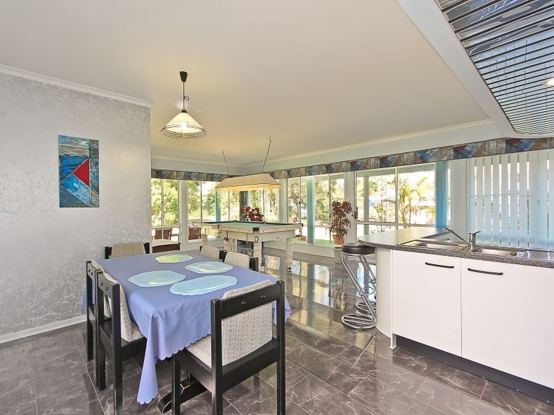 62 Whitehall Avenue, Birkdale QLD 4159