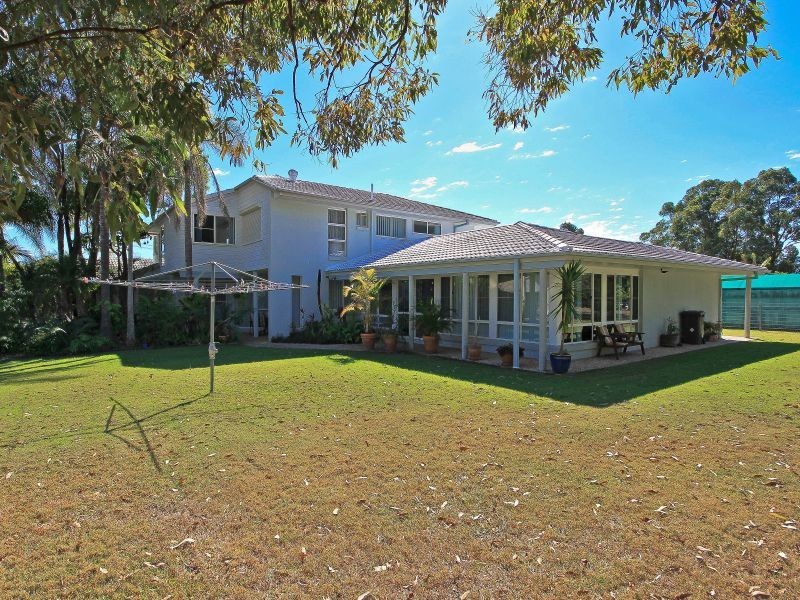 62 Whitehall Avenue, Birkdale QLD 4159