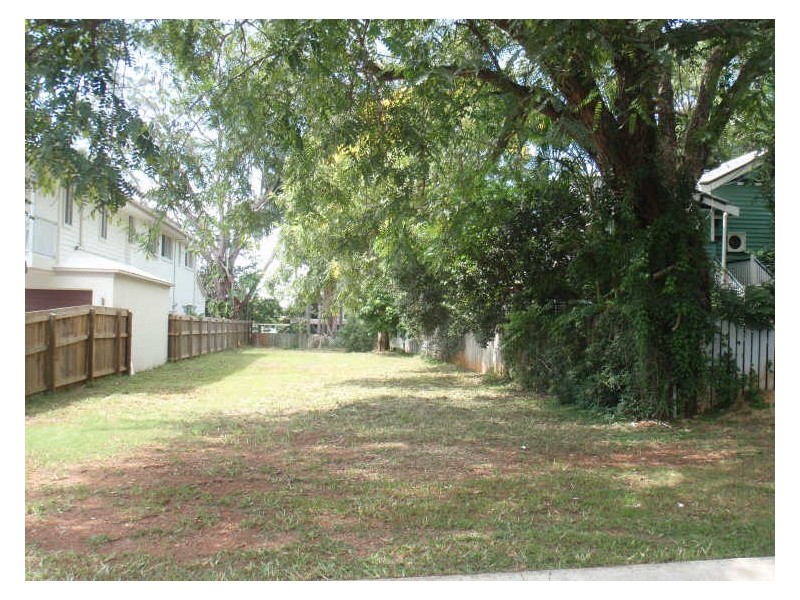 12 Buckland St, Wellington Point QLD 4160