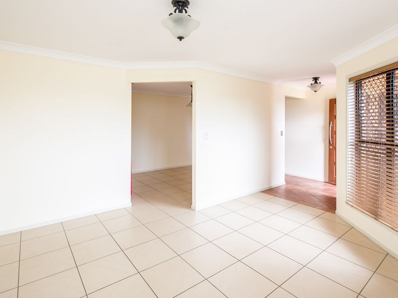 27 Juanita Street, Birkdale QLD 4159