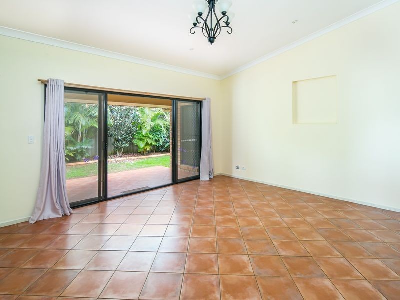 27 Juanita Street, Birkdale QLD 4159