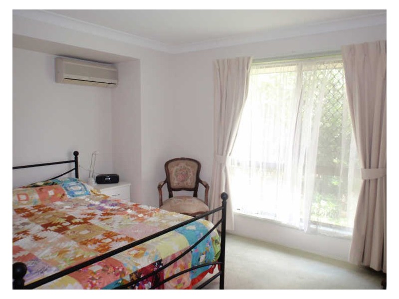 27 Fuchsia Close, Birkdale QLD 4159