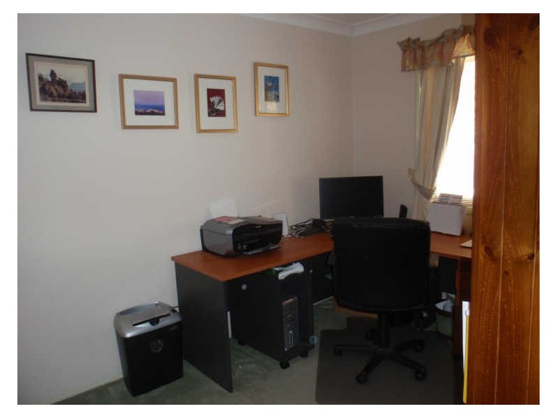 27 Fuchsia Close, Birkdale QLD 4159