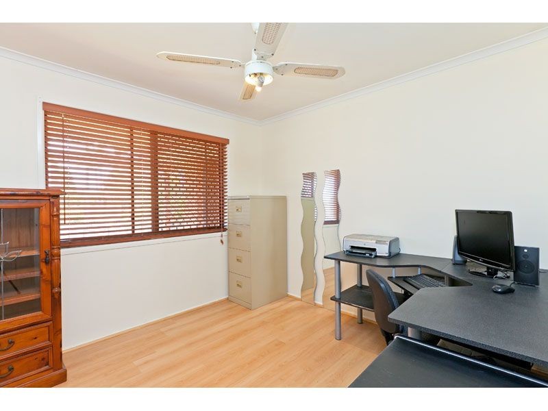 15 Sandpiper Street, Wellington Point QLD 4160