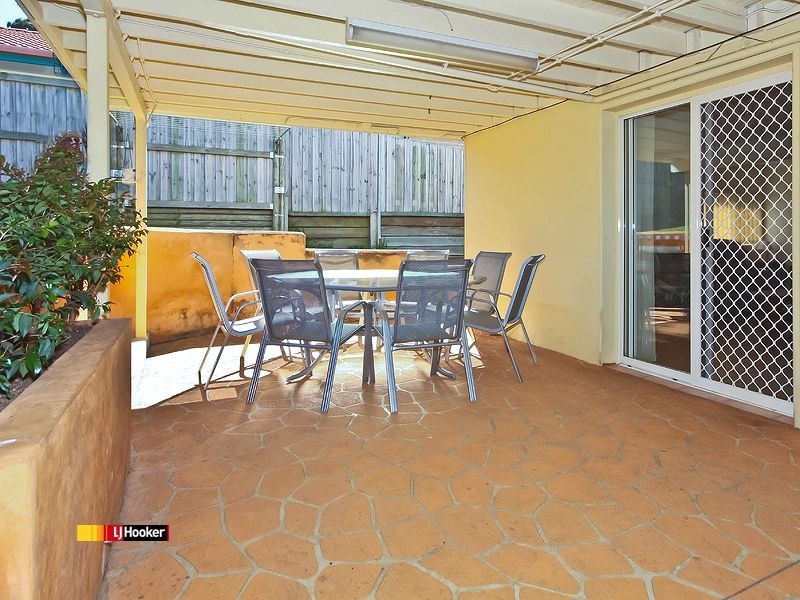 18 Victor Street, Birkdale QLD 4159