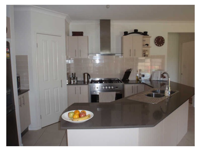 39 Poloni Place, Wellington Point QLD 4160