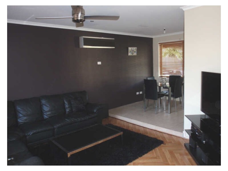18 Boorana Street, Thorneside QLD 4158