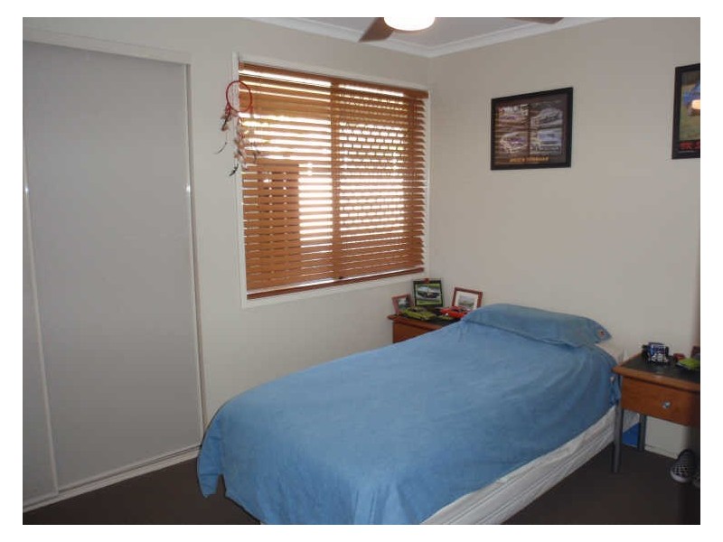 18 Boorana Street, Thorneside QLD 4158